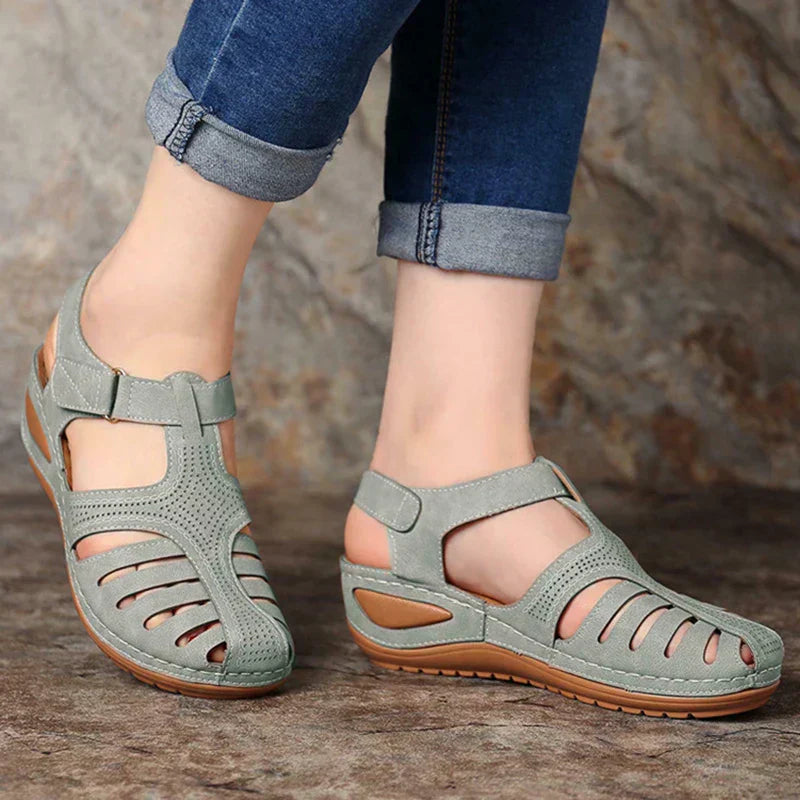 Valenzora | Orthopedic sandals with Velcro closure