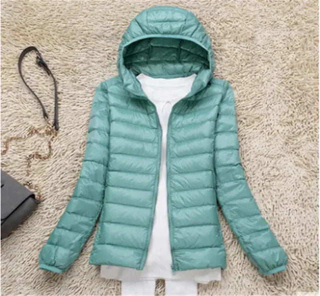 Valenzora - Lightweight hooded puffer jacket for women