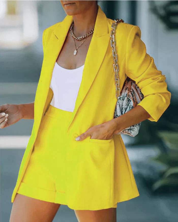 Valenzora | bunter Blazer und Short-Set