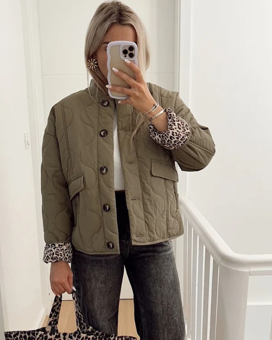 Valenzora | Trendy jacket with leopard print lining