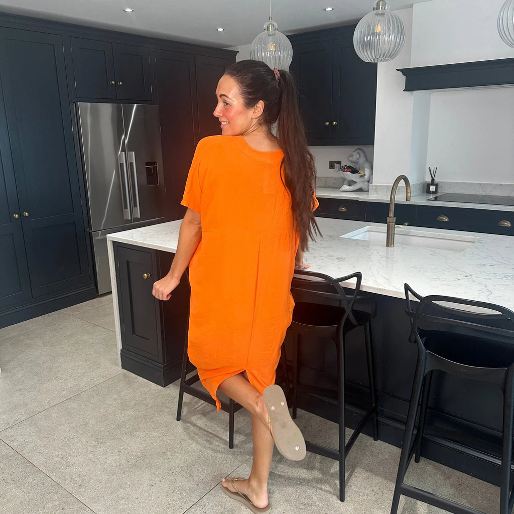 Kleid mit V-Ausschnitt | Unser Bestseller 2026