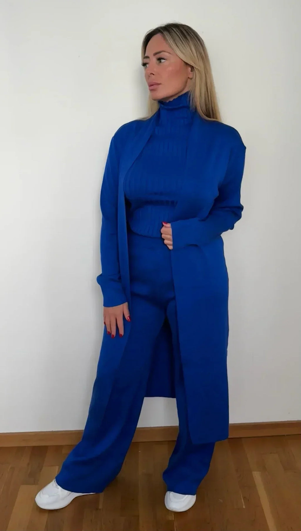 Valenzora | Stijlful En Zachte Driedelige Set