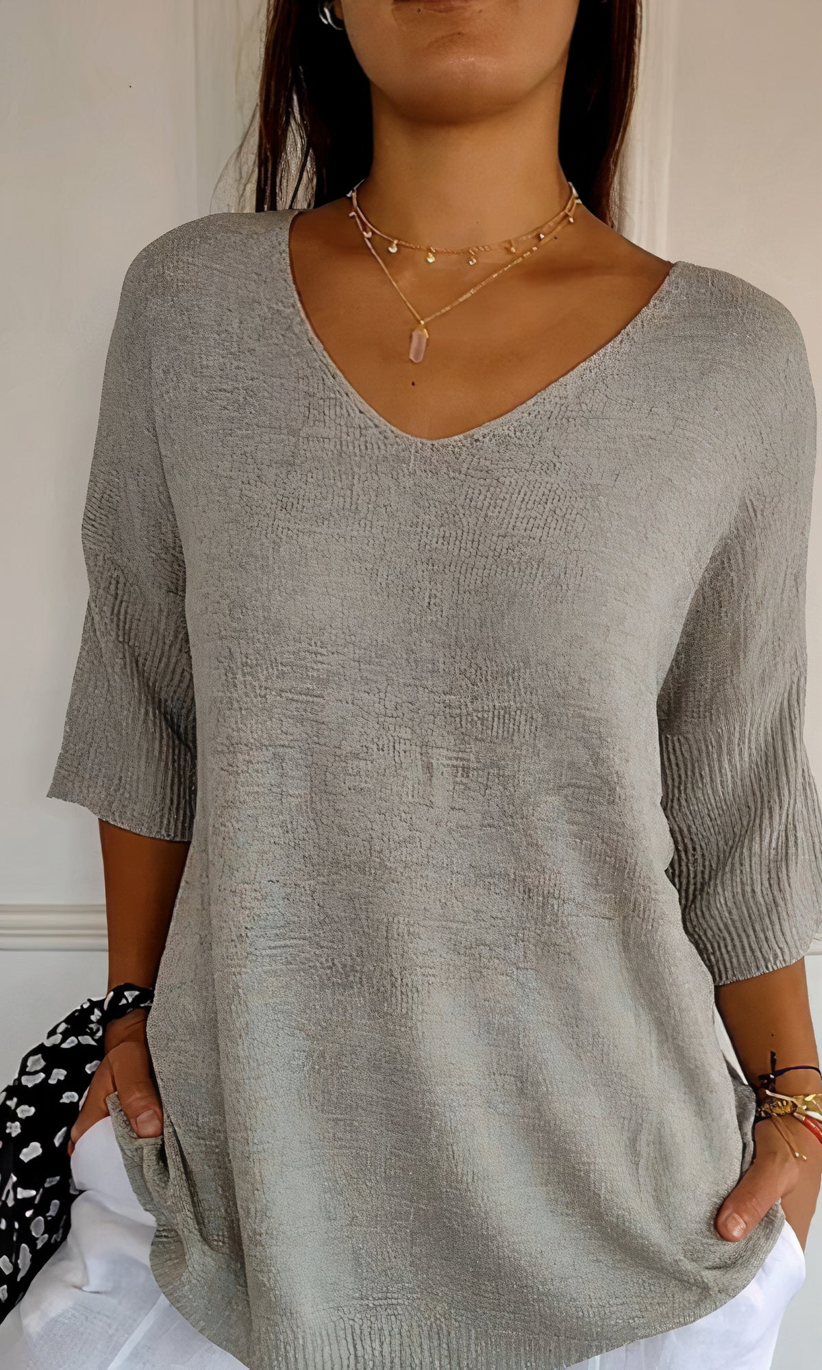 Knitted V-neck top for women