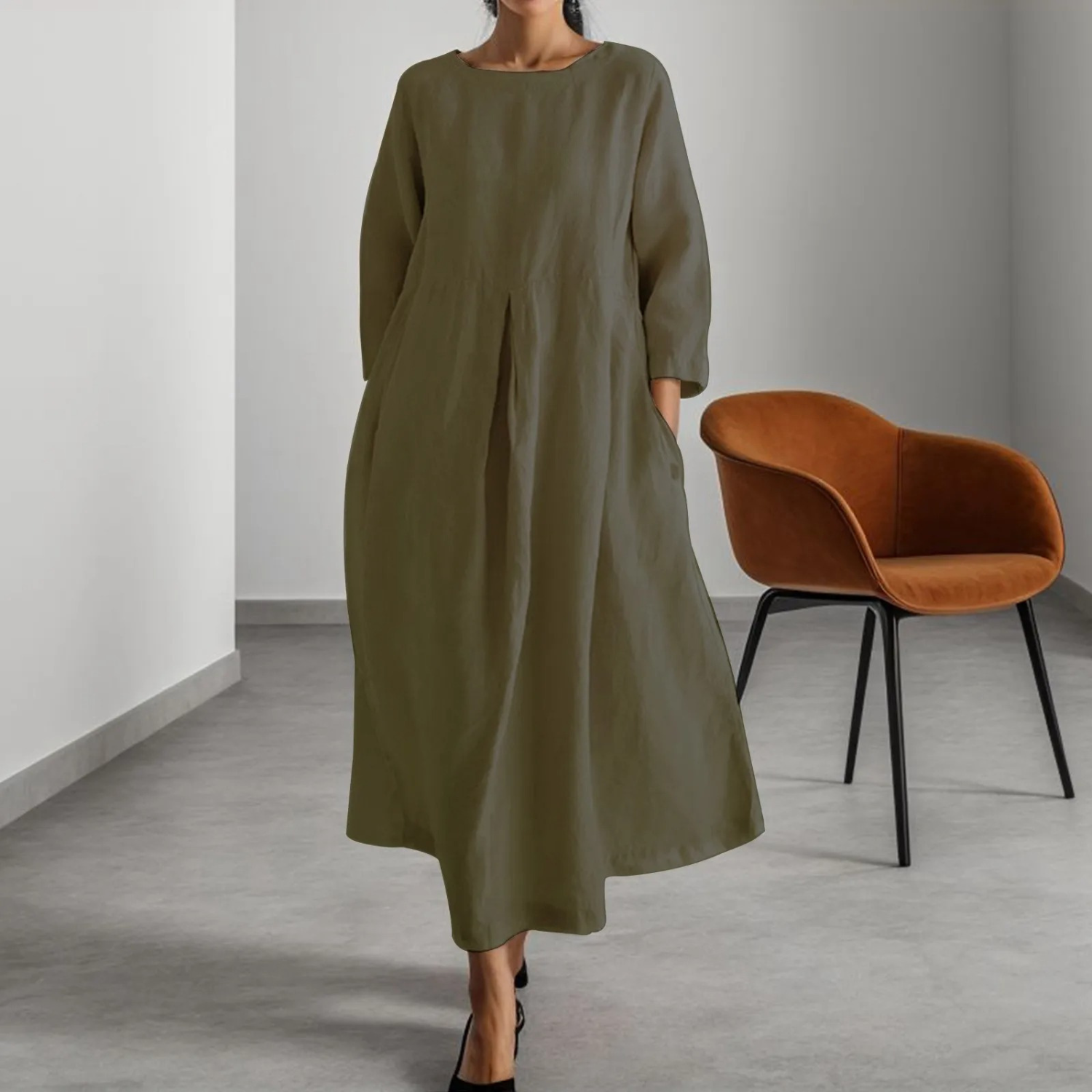 Valenzora | Simple linen dress with a round neckline