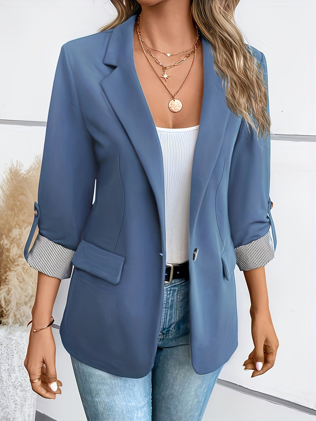 Valenzora | Elegant blazer with a relaxed fit for women