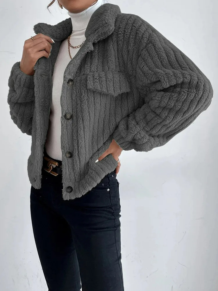 Teddy Jacket | Short faux fur jacket for women for autumn