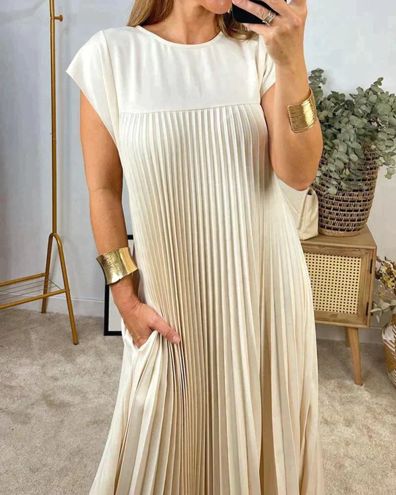 Valenzora | Elegant pleated dress – Timeless and sophisticated
