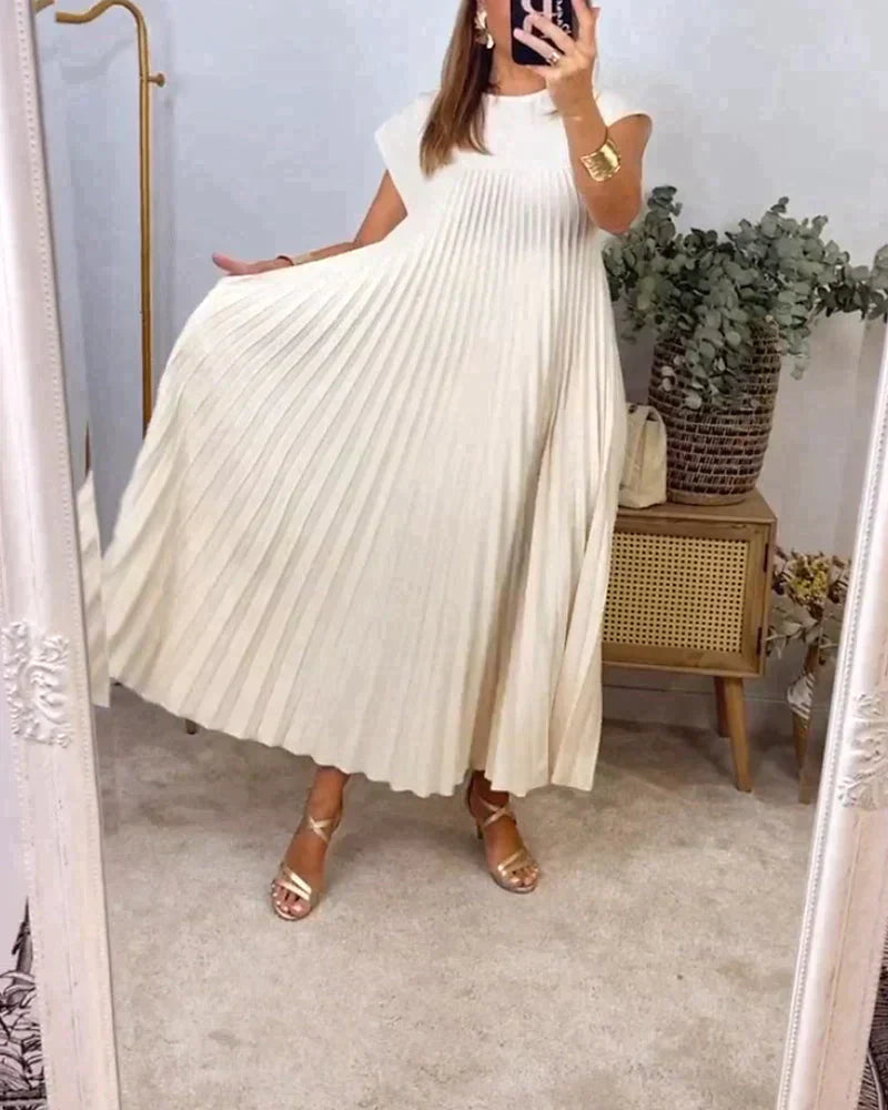 Valenzora | Elegant pleated dress – Timeless and sophisticated