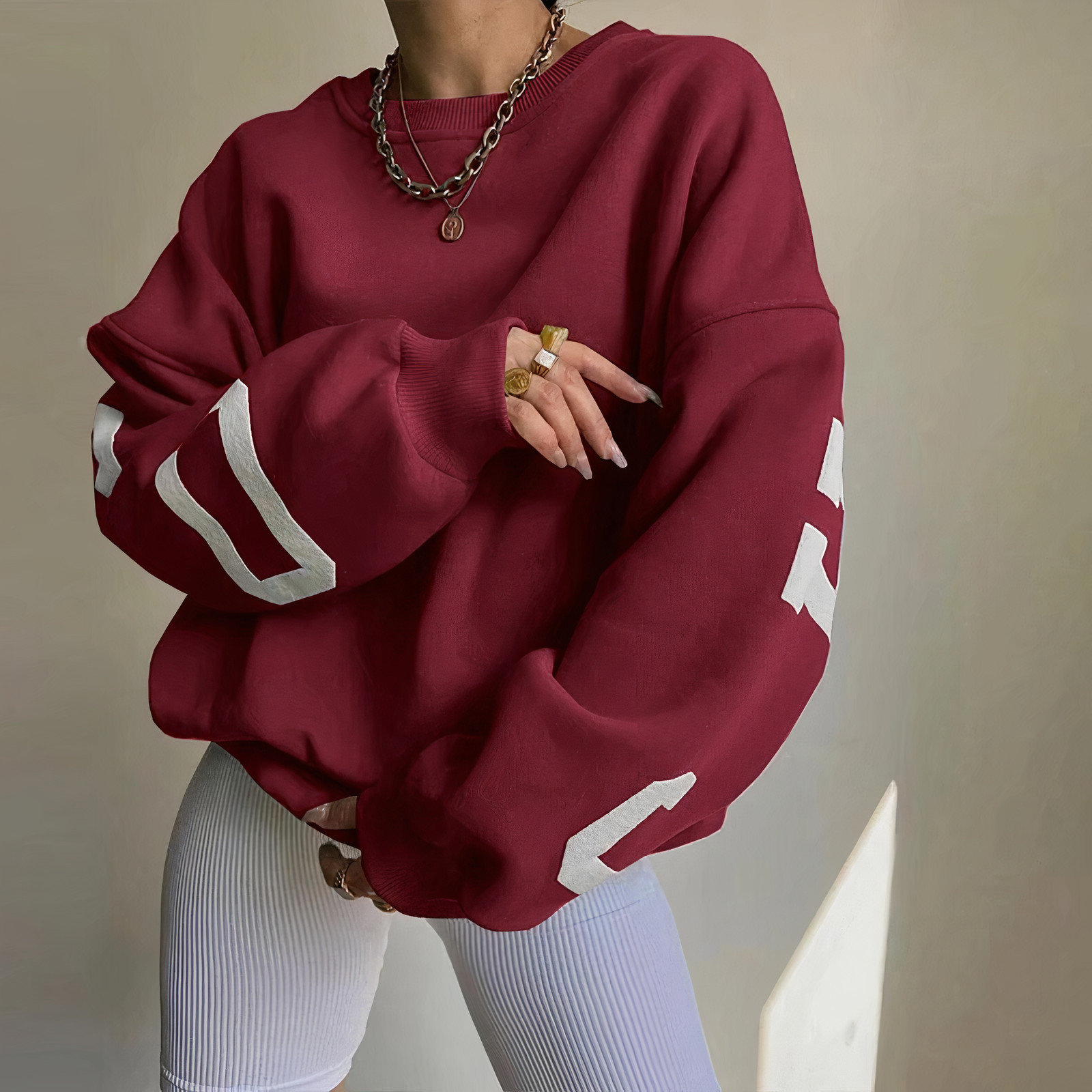 Valenzora - Long-sleeved sweatshirt with printed letters and round neck for women