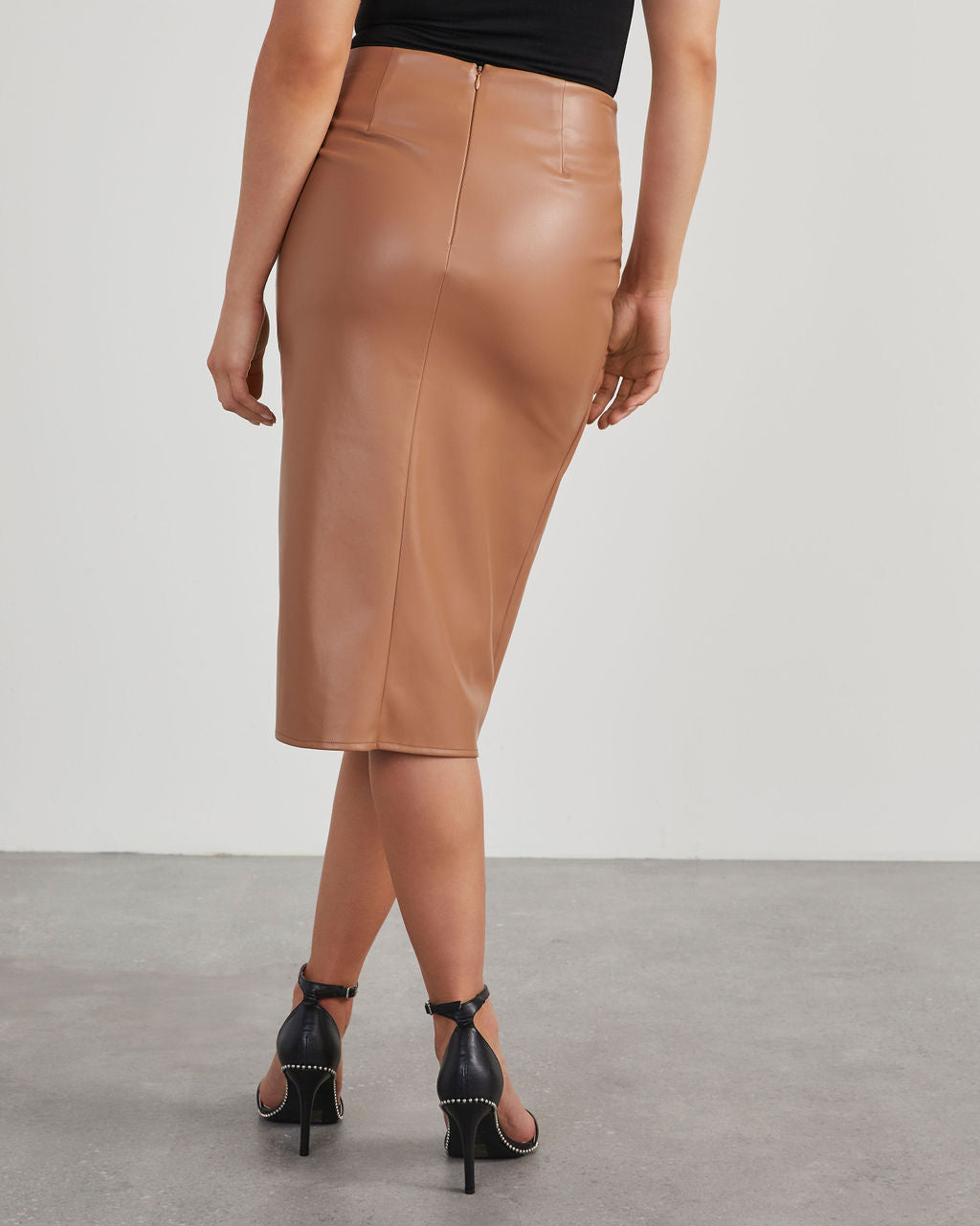 Valenzora Leather Skirt | Stylish eco-friendly leather skirt with slit for women