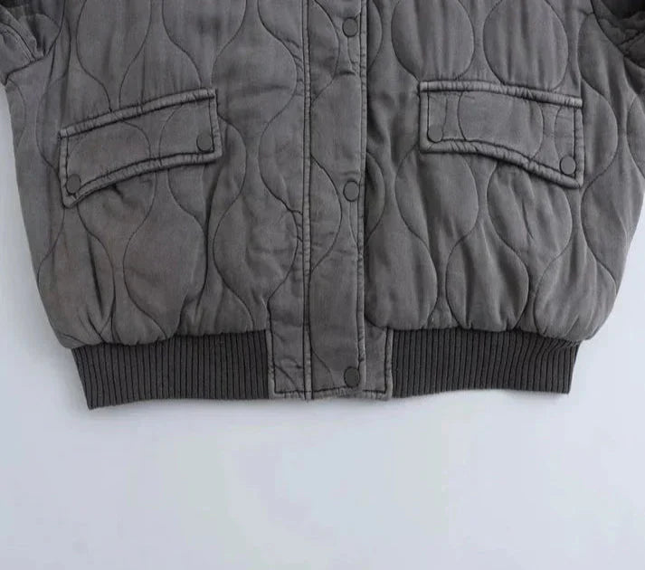 Valenzora | Versatile bomber jacket for every season