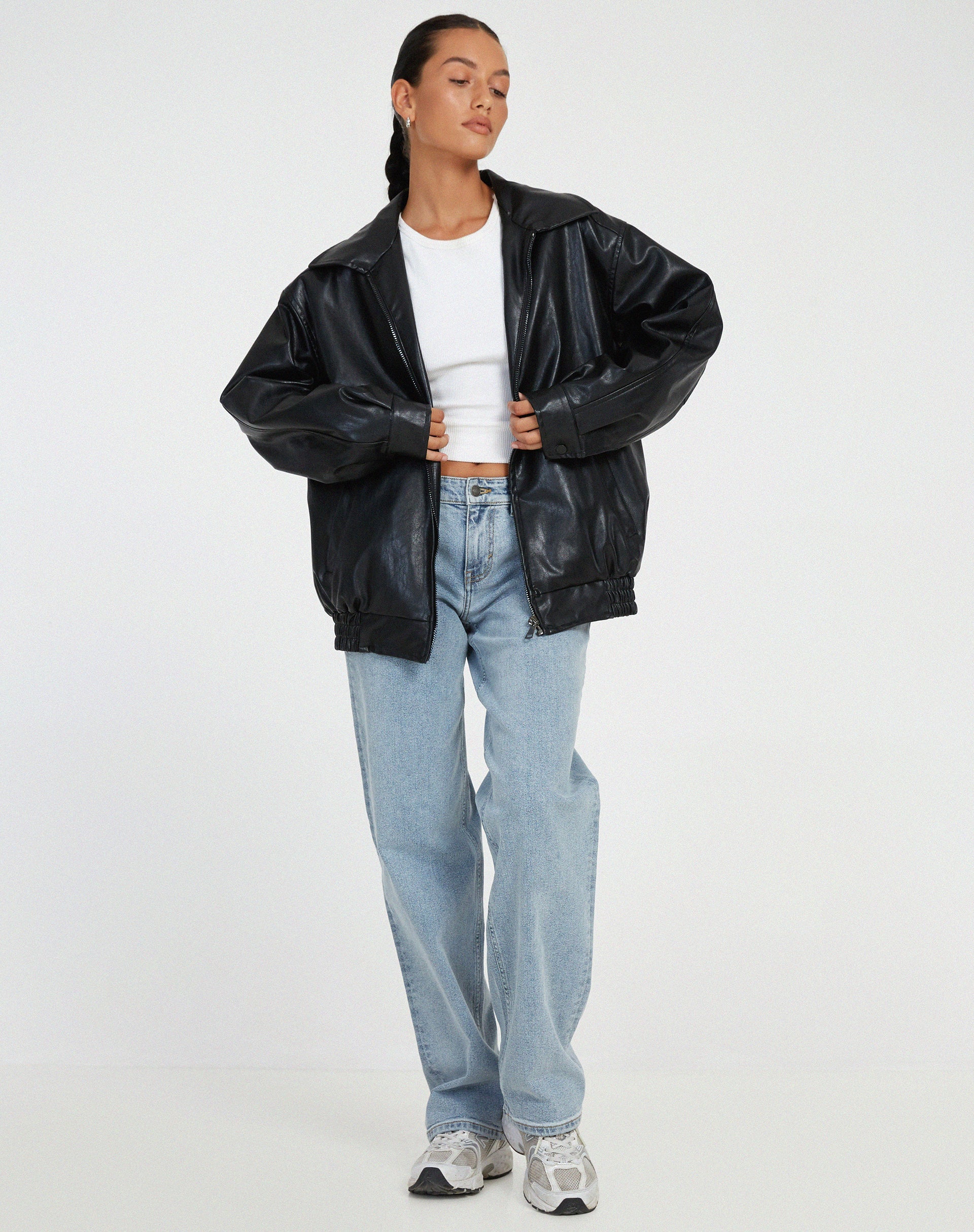 Valenzora | Oversized leather jacket with zipper | Leather bomber jacket | Women's leather jacket