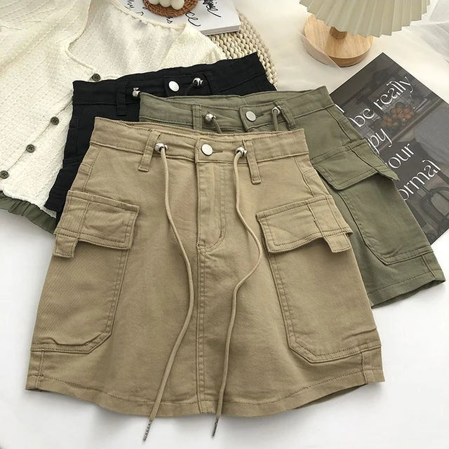 Women's high-waisted A-line mini skirt
