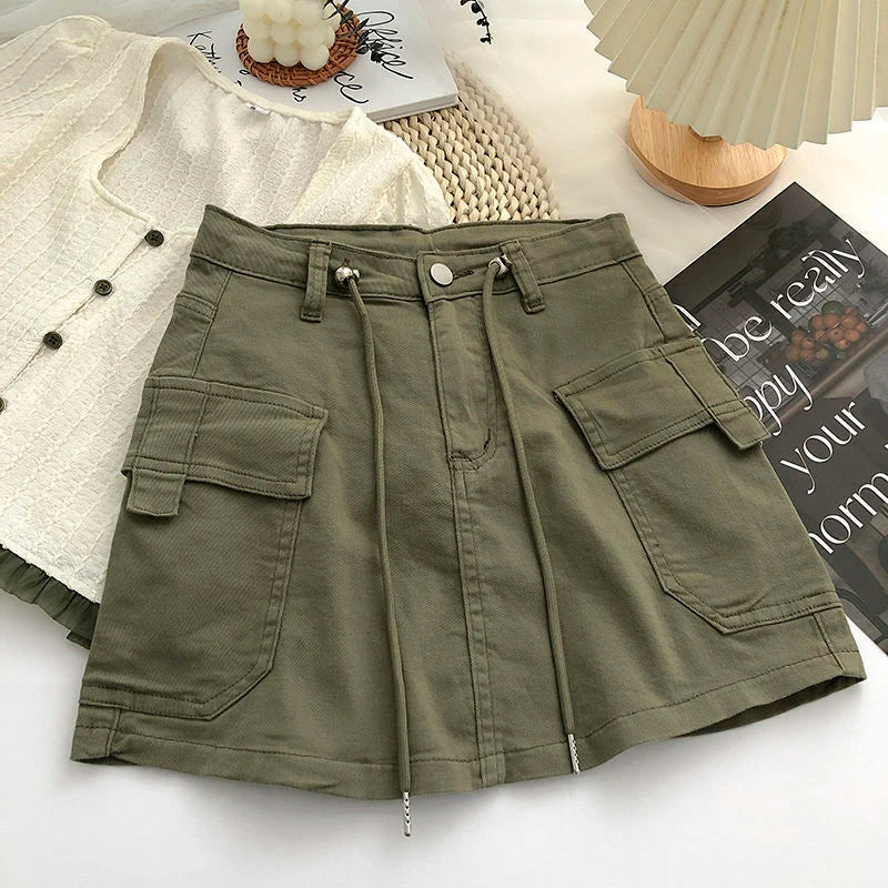 Women's high-waisted A-line mini skirt
