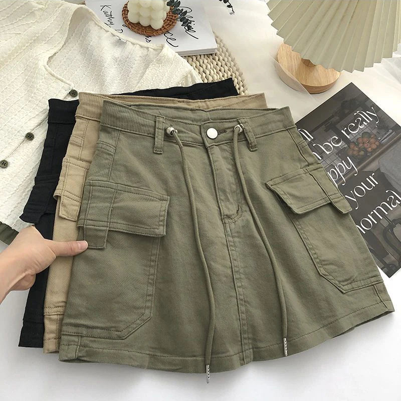 Women's high-waisted A-line mini skirt