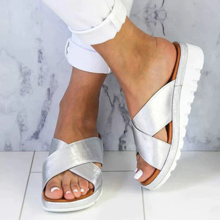 Valenzora | Die trendsetzenden Orthopädie-Sandalen