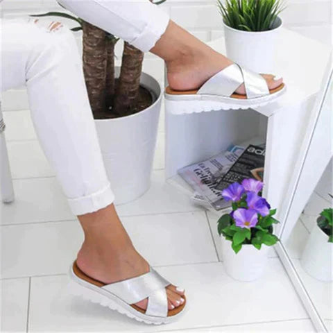 Valenzora | Die trendsetzenden Orthopädie-Sandalen