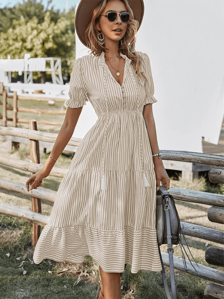 Ganni™ – Sexy und bequemes Sommerkleid