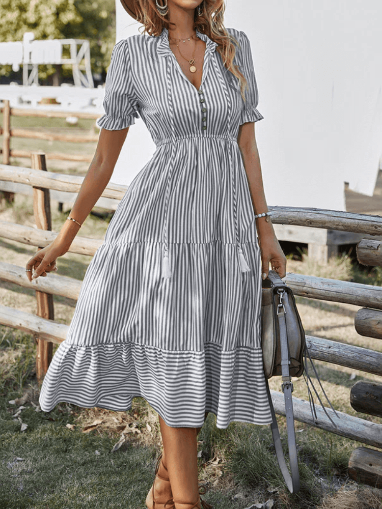 Ganni™ – Sexy und bequemes Sommerkleid