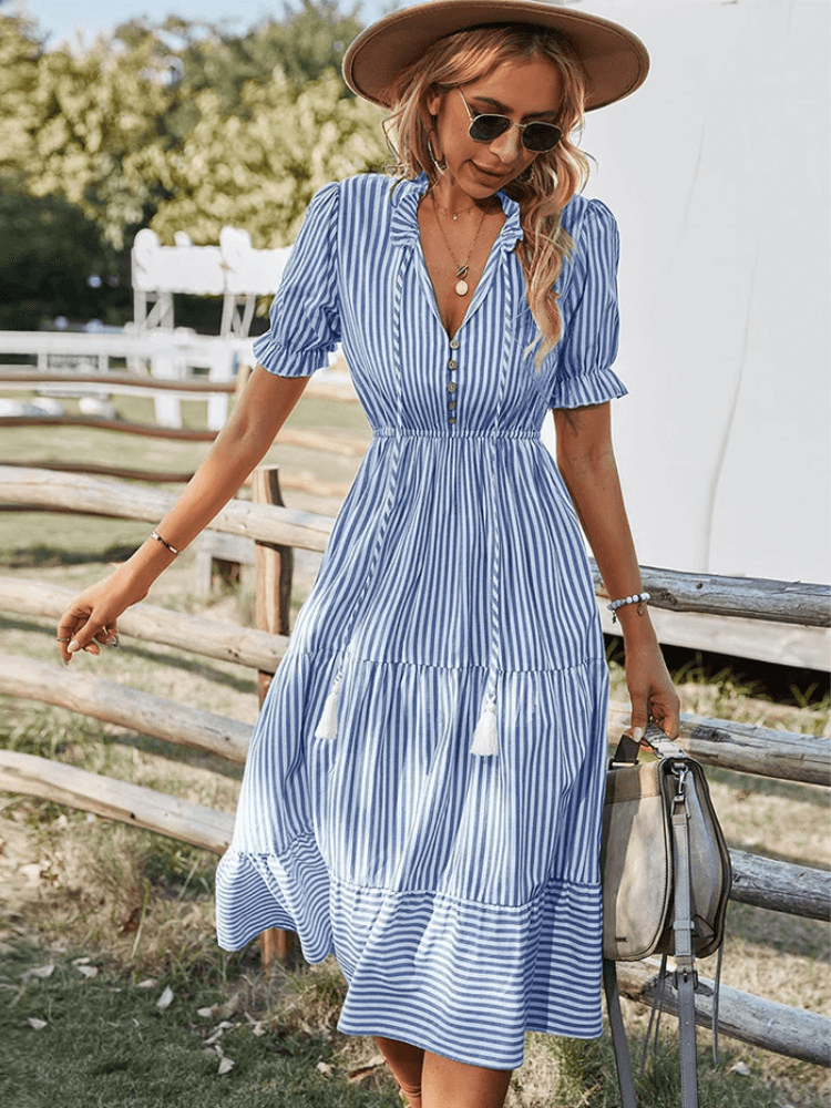 Ganni™ – Sexy und bequemes Sommerkleid