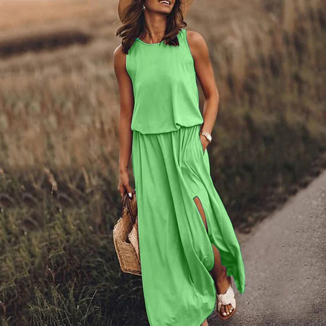 Valenzora - Casual summer dress with slit