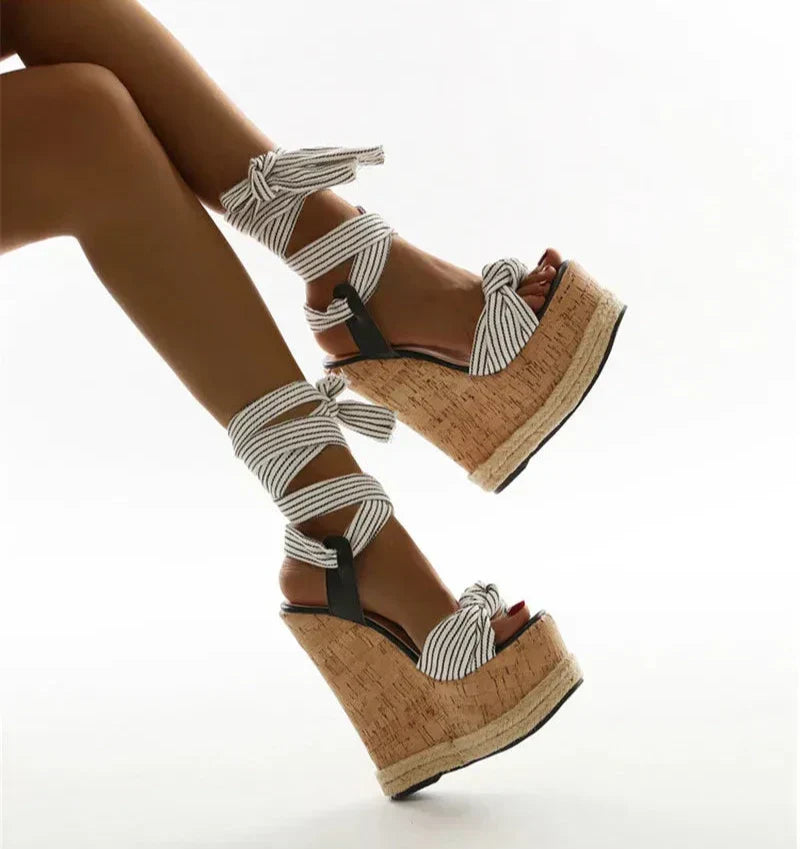 Valenzora | Tangled Lies Pump Sandals