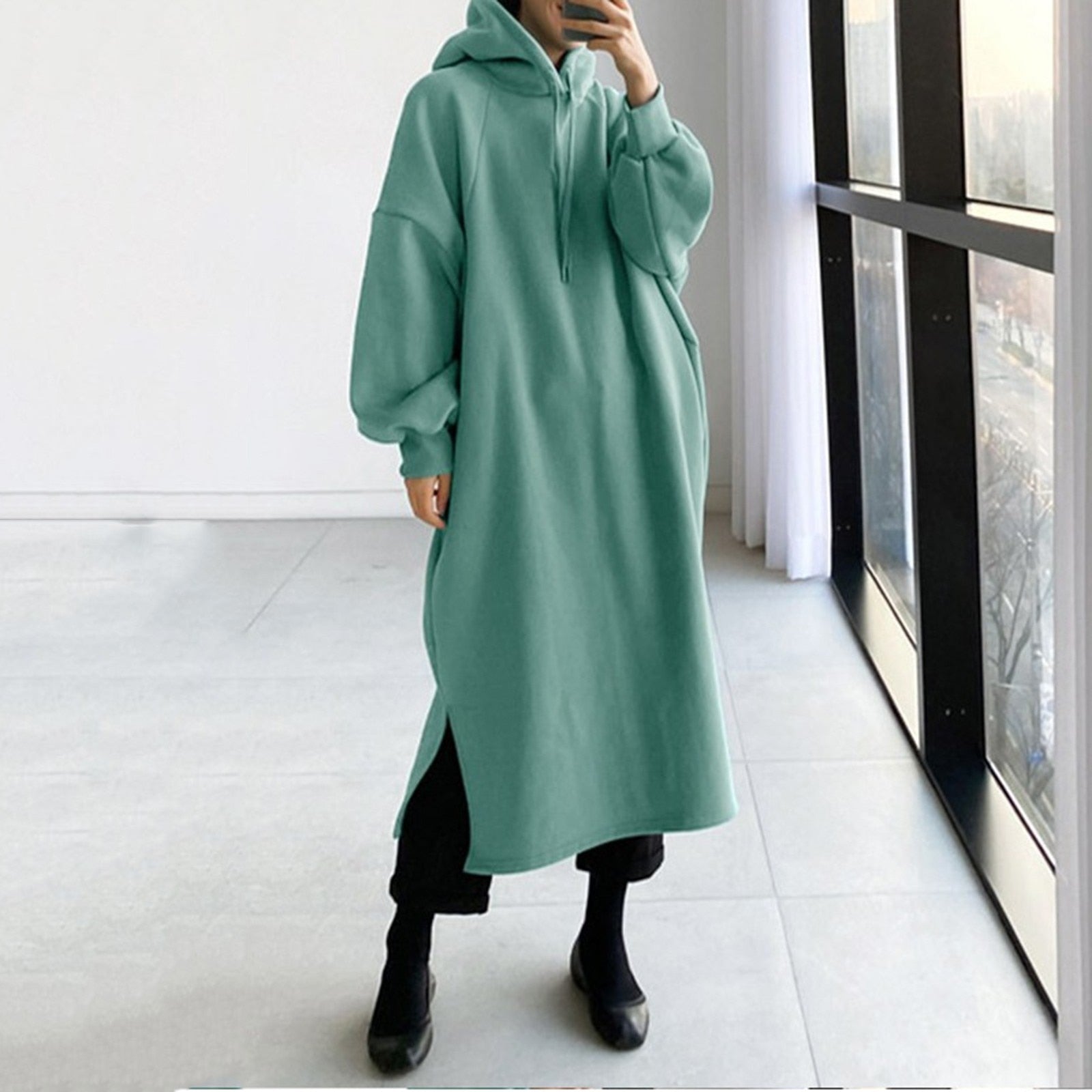 Casual long-sleeved hoodie