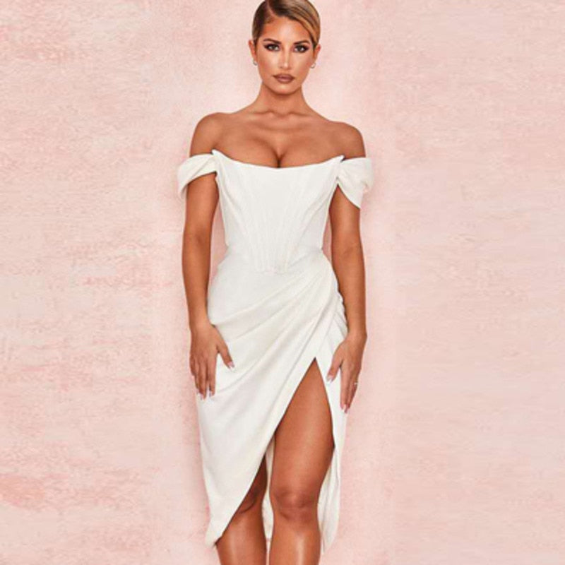Valenzora - Knee-length, figure-hugging evening dress with straps