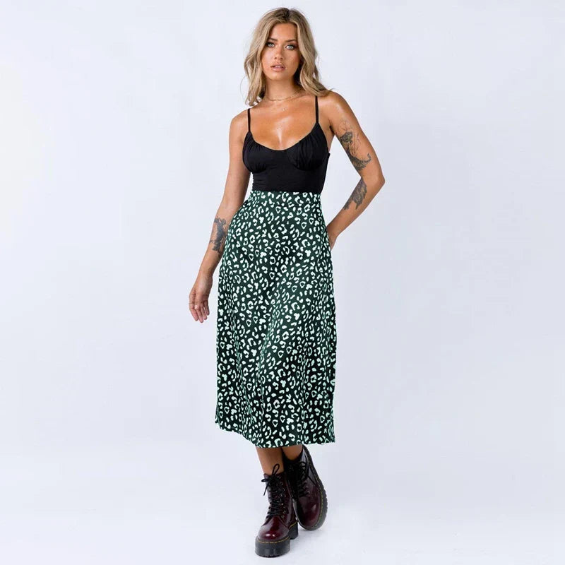 Valenzora | Midi skirt with slit