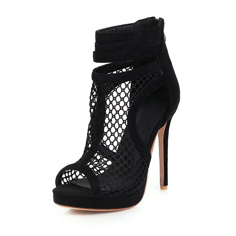 Valenzora | Temporary Feelings Ankle Boots