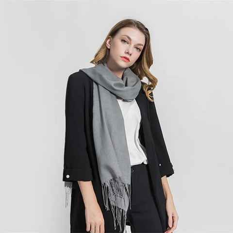 Valenzora | Comfortable long cashmere scarf