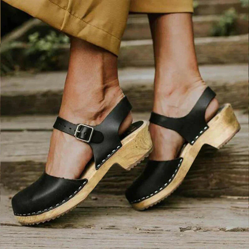 Valenzora | Orthopädische Keilsandalen Braun