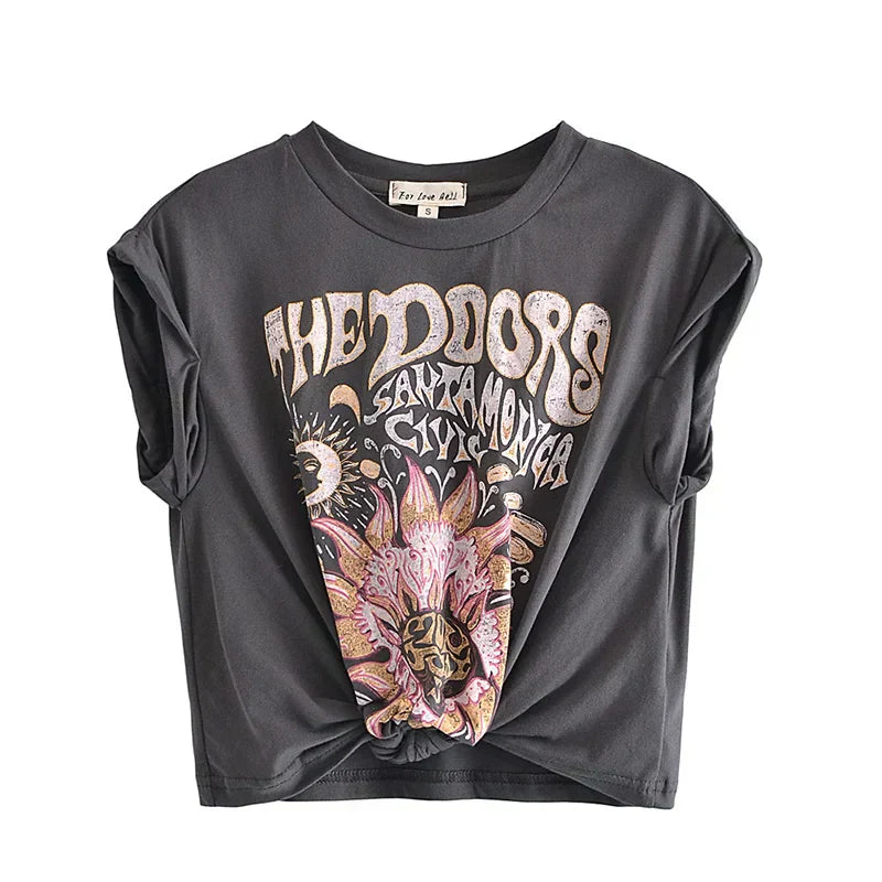 Valenzora | Crop T-shirt with button detail