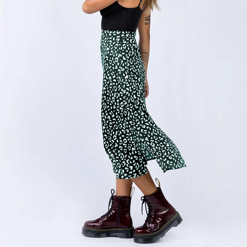Valenzora | Midi skirt with slit