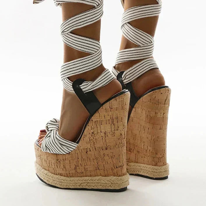 Valenzora | Tangled Lies Pump Sandals