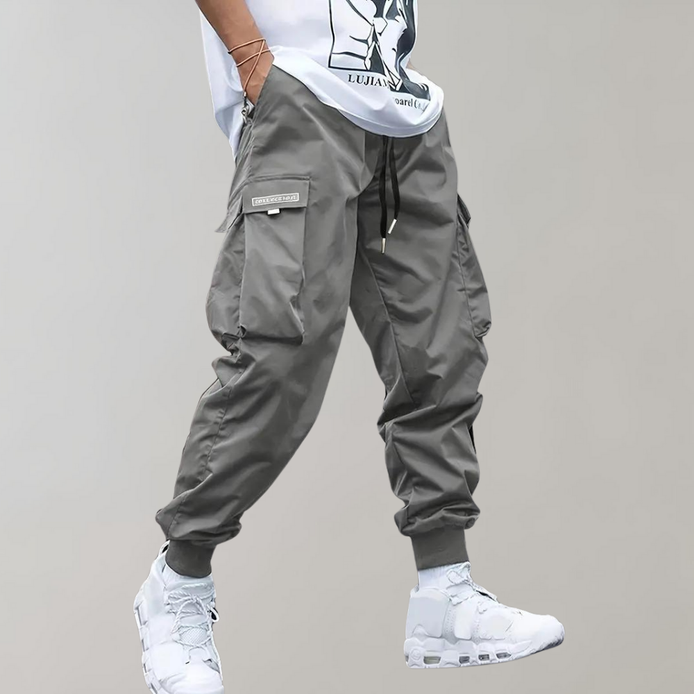 Valenzora | Loose-fitting cargo pants with adjustable drawstring and multiple pockets