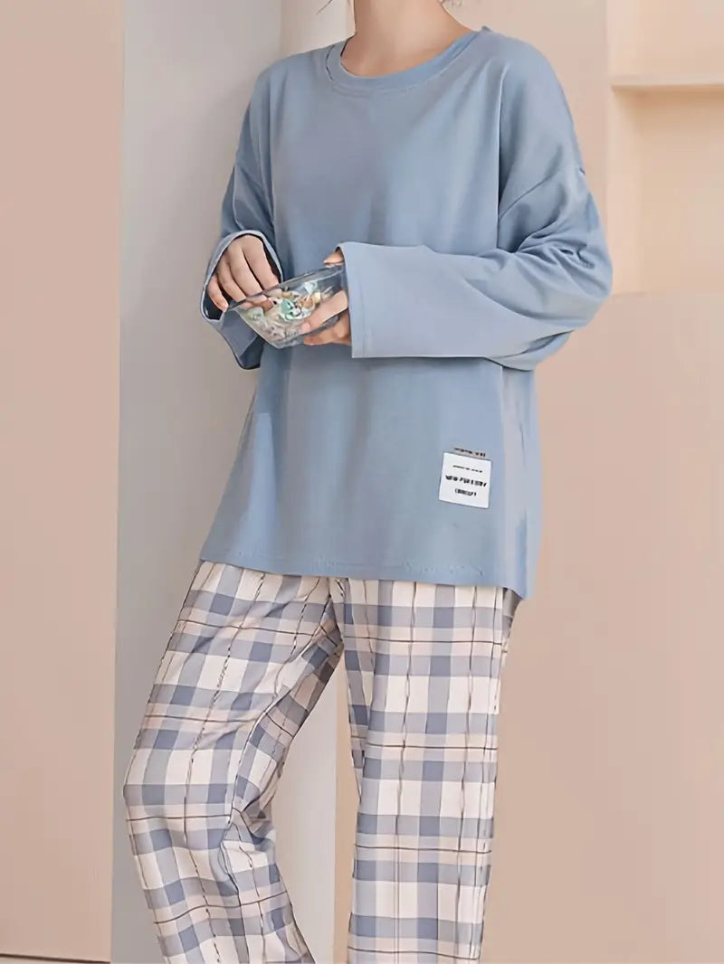 Valenzora | Women's pajama set in fashionable colors