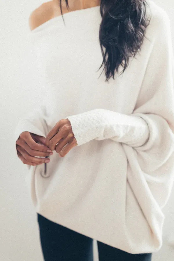 Valenzora | Asymmetrischer Damenpullover mit eleganter Drapierung