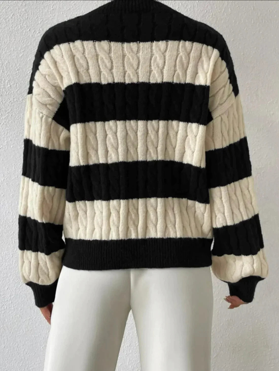 Roselyn™ - Gestreifter eleganter V-Ausschnitt-Pullover