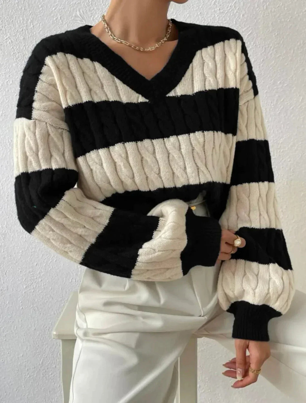 Roselyn™ - Gestreifter eleganter V-Ausschnitt-Pullover