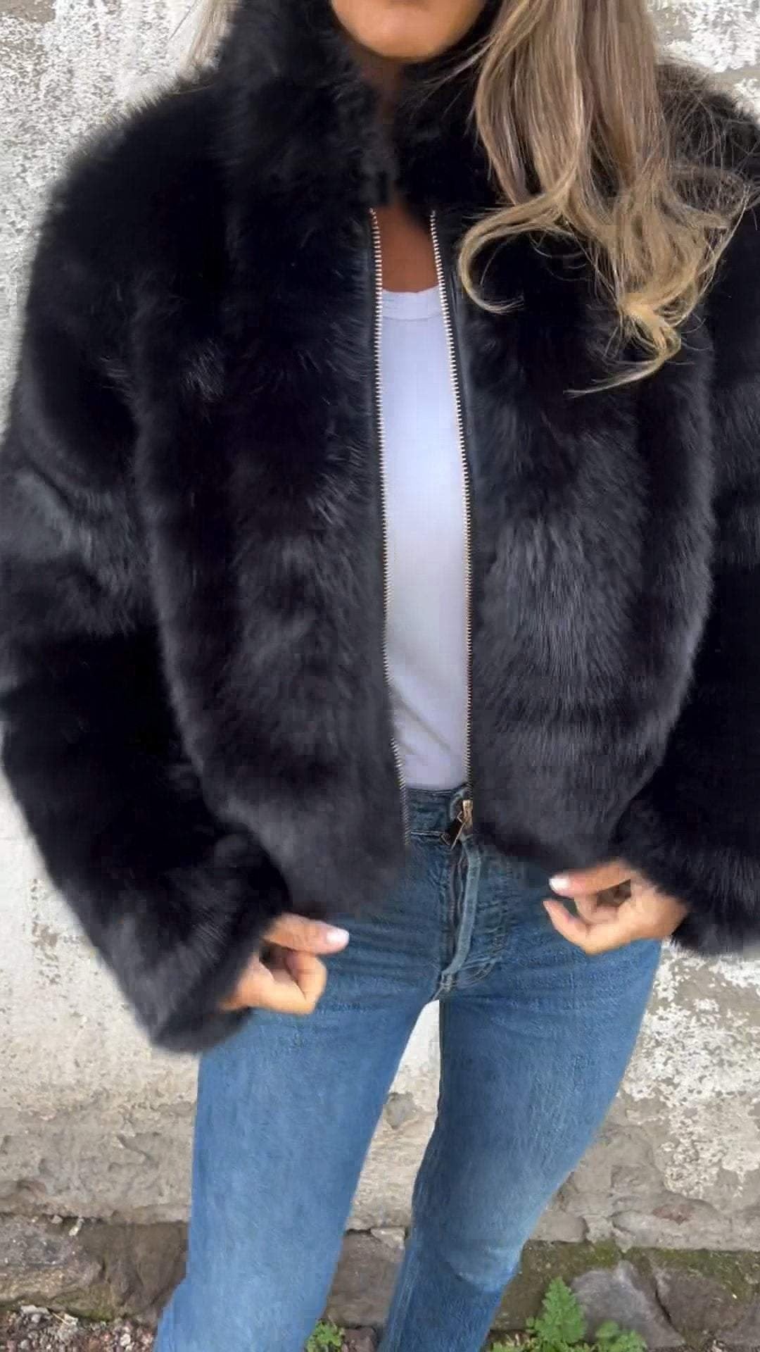 Valenzora | Luxury fur jacket for women