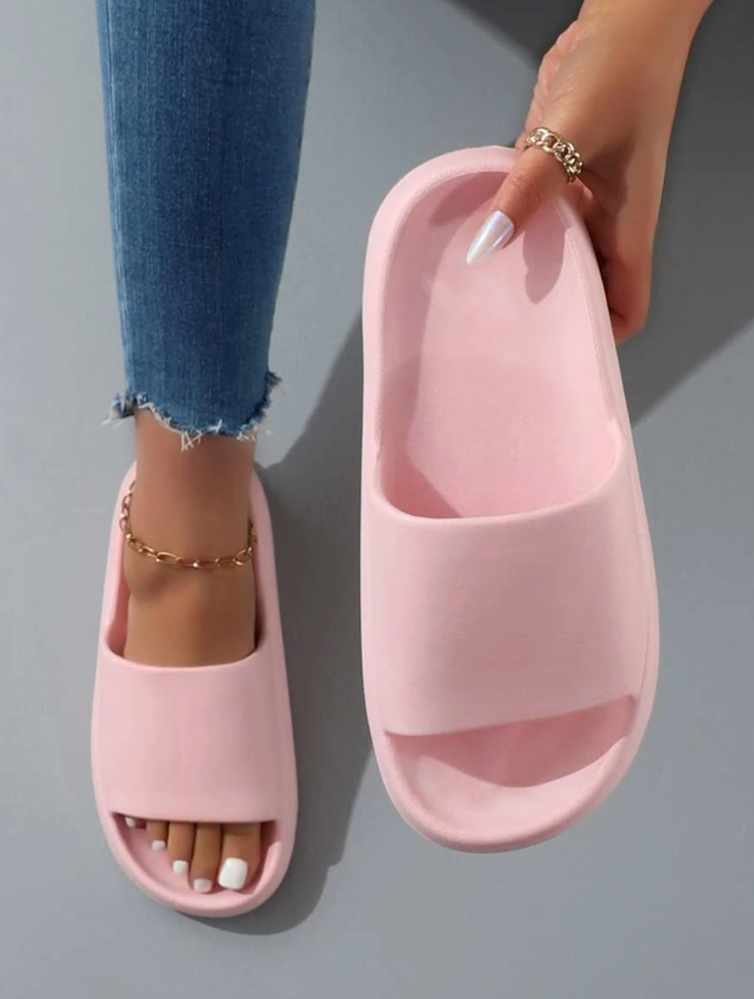 Valenzora | Slippers Experience comfort and elegance