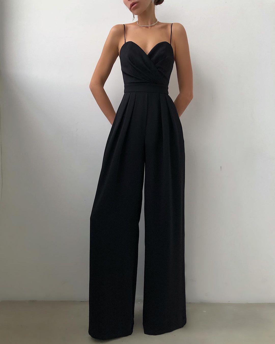 Valenzora | Women's Sleeveless High-Waisted Jumpsuit
