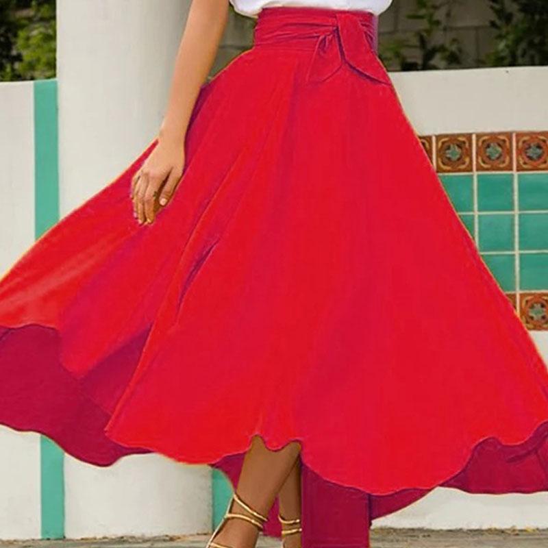 Valenzora | Lange Vintage-Hose mit hohem Bund und breitem Gürtel, einfarbig