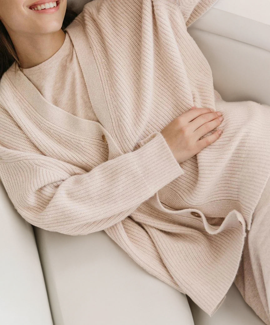 Valenzora | Oversize Cardigan mit Knopfleiste, Damenbekleidung