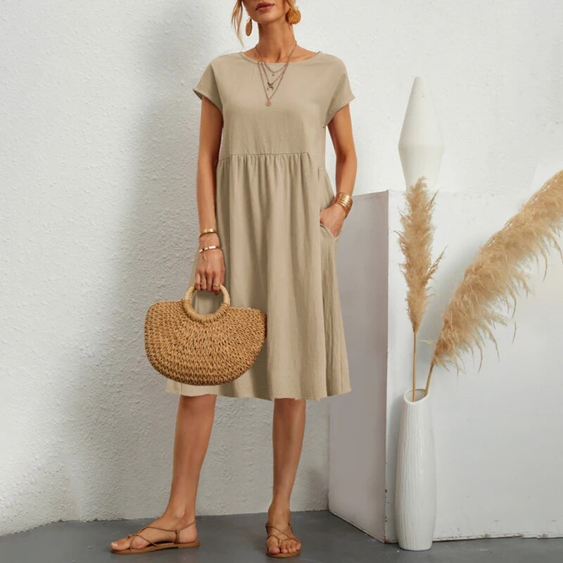 Cotton dress with round neck