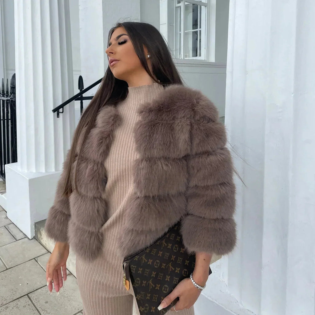 Valenzora | Warm Short Fluffy Faux Fur Jacket for Women