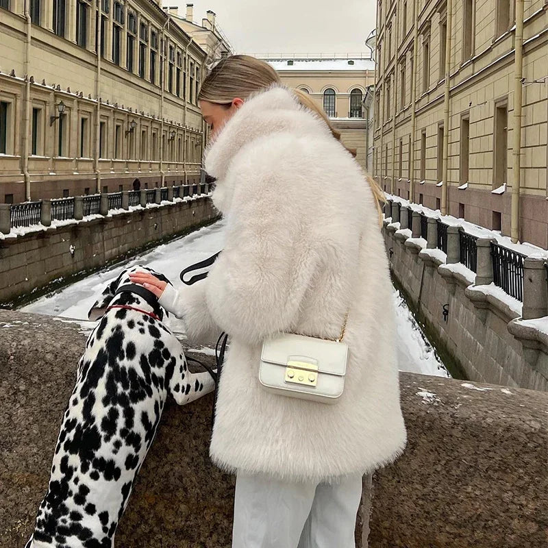 Valenzora | Short, fluffy women's faux fur jackets Valenzora | for women