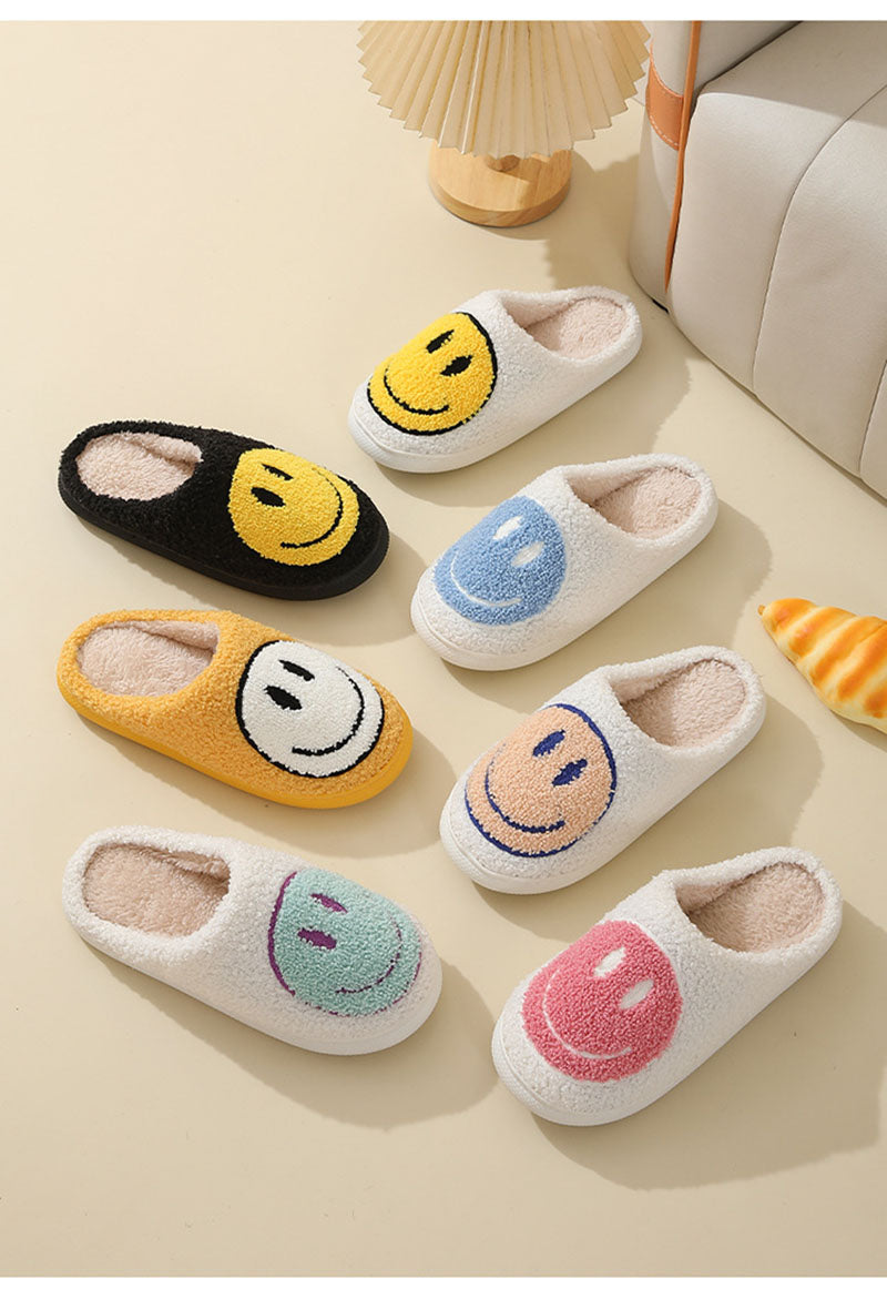 Valenzora Large Smiley Pattern Fur Slippers