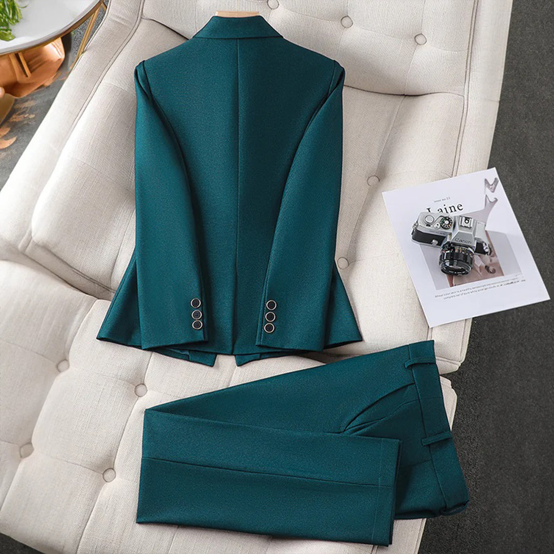 Valenzora | Elegant set of blazer and trousers
